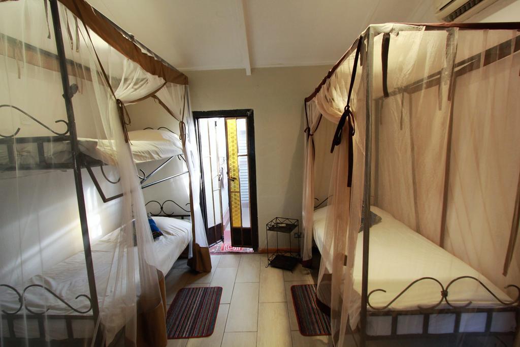 Zigzag Town Lodge Livingstone Ngoại thất bức ảnh